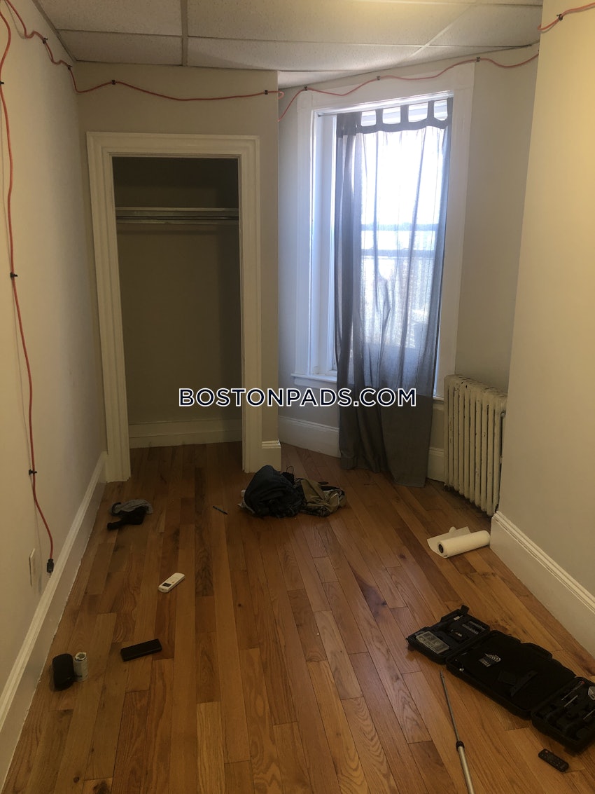 BOSTON - ALLSTON - 1 Bed, 1 Bath - Image 7