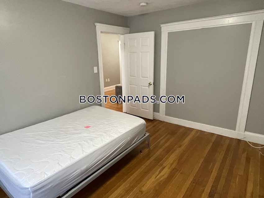 BOSTON - BRIGHTON - BOSTON COLLEGE - 5 Beds, 2 Baths - Image 5