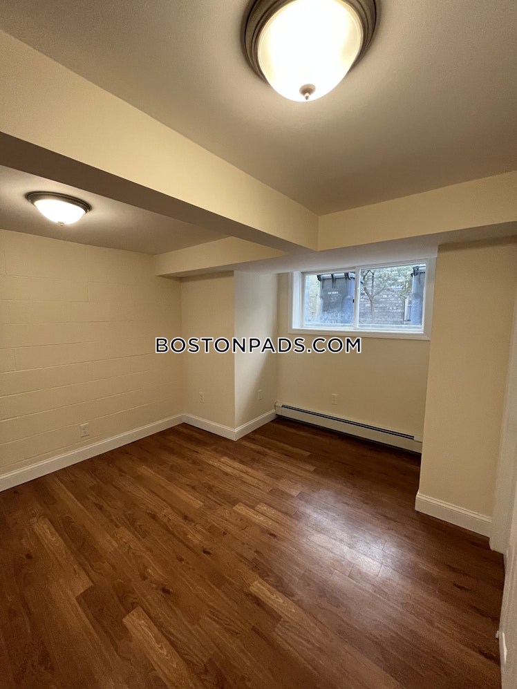 Harvard St., Cambridge