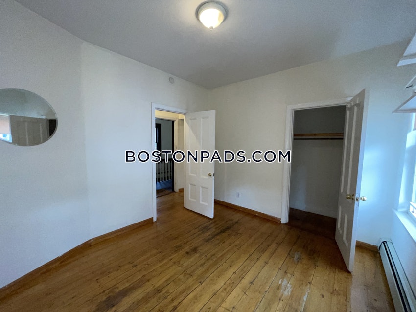 BOSTON - MISSION HILL - 3 Beds, 1 Bath - Image 22