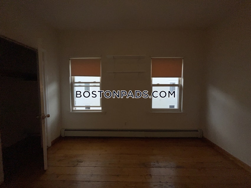 BOSTON - MISSION HILL - 3 Beds, 1 Bath - Image 19