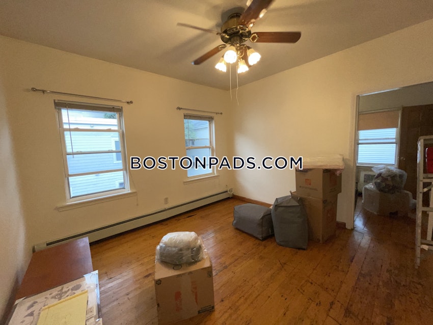 BOSTON - MISSION HILL - 3 Beds, 1 Bath - Image 14