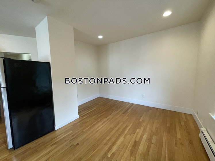 Torpie St., Roxbury Crossing