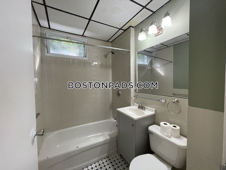 Torpie St., Roxbury Crossing