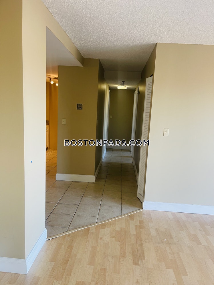 North Beacon St., Boston