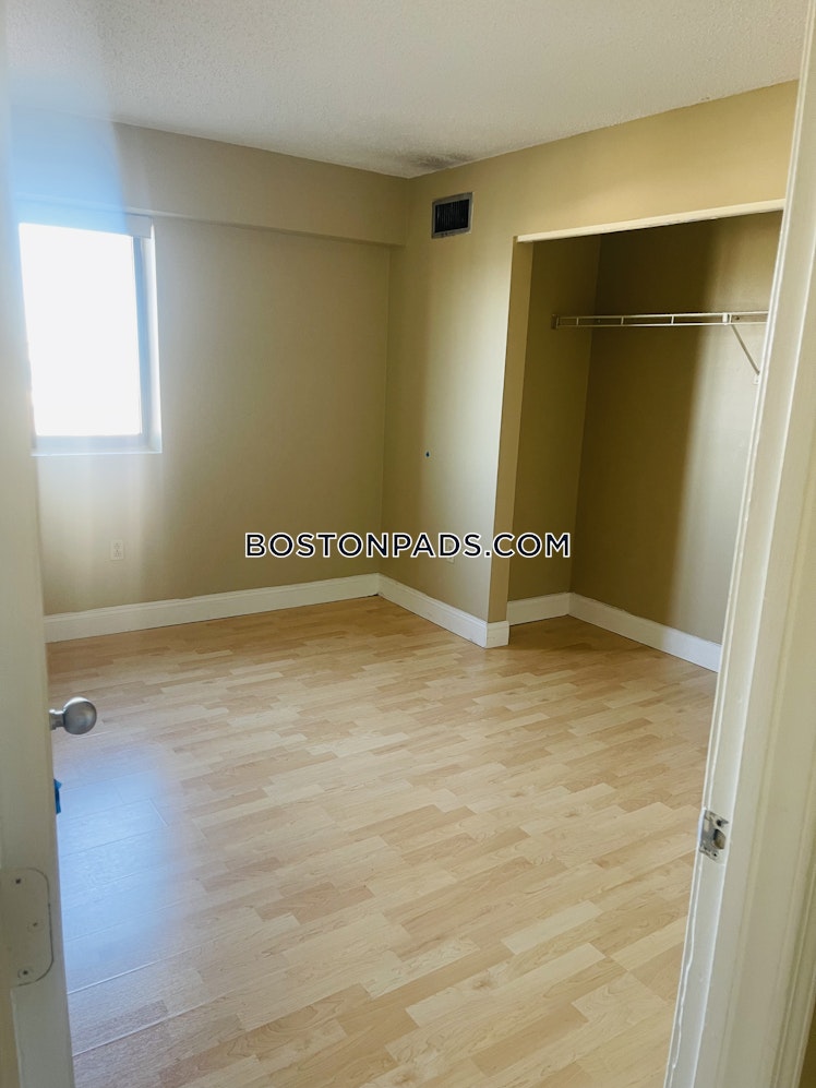 North Beacon St., Boston