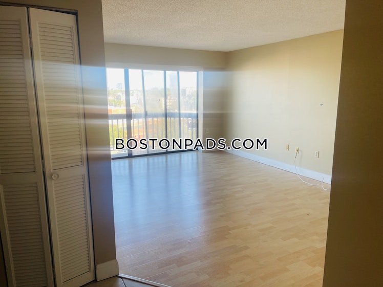 North Beacon St., Boston