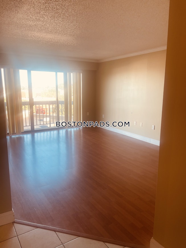 Boston - $3,850+ /mo