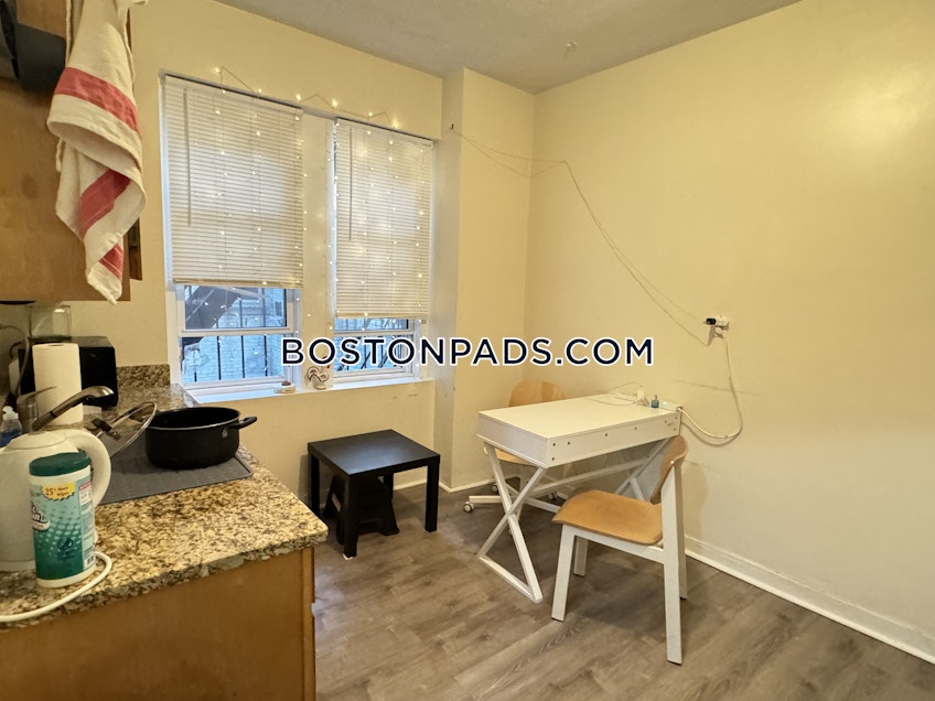 Boston - $2,150+ /month