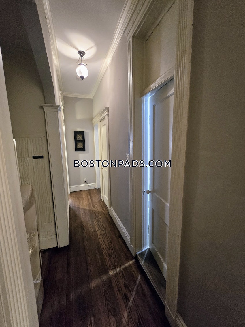 BROOKLINE- LONGWOOD AREA - 1 Bed, 1 Bath - Image 28