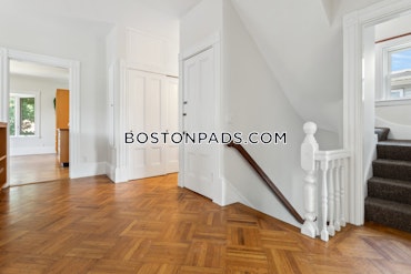 Boston - 3 Beds, 2 Baths