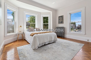 Boston - 3 Beds, 2 Baths