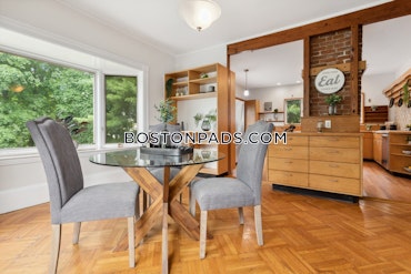 Boston - 3 Beds, 2 Baths