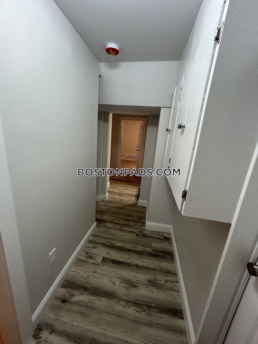 BOSTON - MATTAPAN - 3 Beds, 1 Bath - Image 43