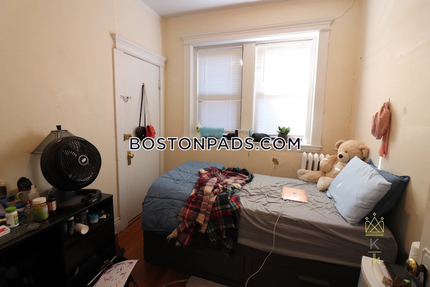 BOSTON - ALLSTON/BRIGHTON BORDER - 2 Beds, 1 Bath - Image 4