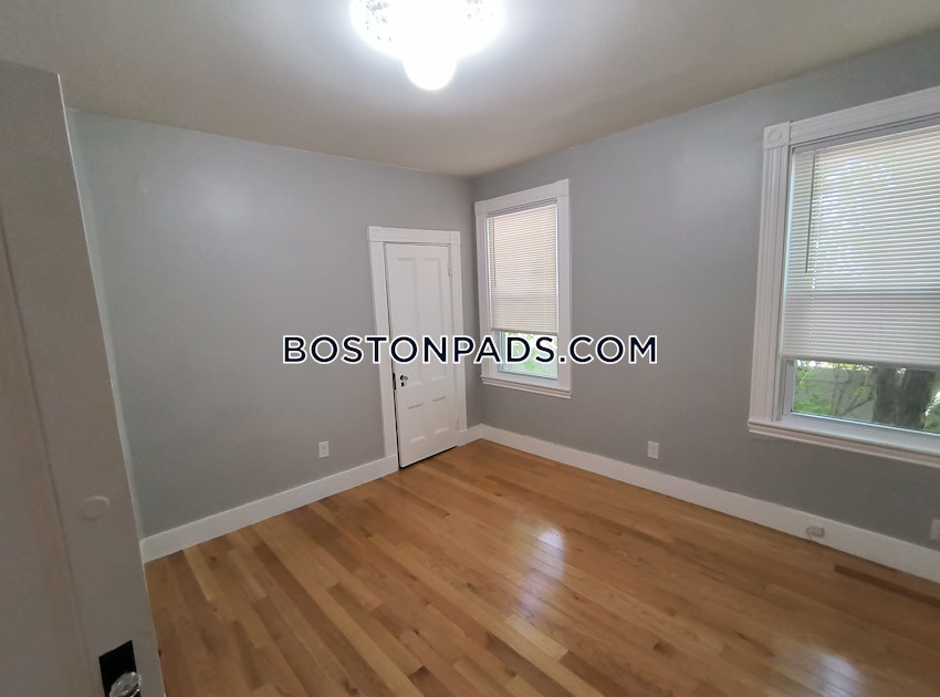 BROOKLINE - BROOKLINE HILLS - 3 Beds, 1.5 Baths - Image 28