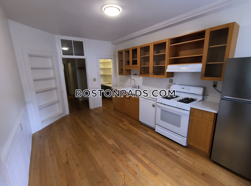 BROOKLINE - BROOKLINE HILLS - 3 Beds, 1.5 Baths - Image 7