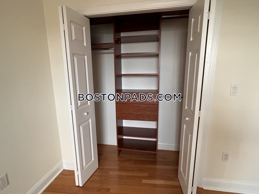 CAMBRIDGE - HARVARD SQUARE - 2 Beds, 1 Bath - Image 6