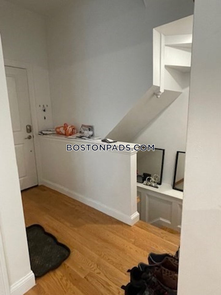 CAMBRIDGE - PORTER SQUARE - 2 Beds, 1 Bath - Image 9