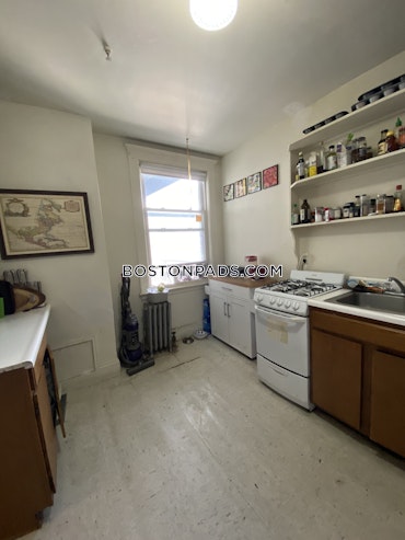 Boston - 2 Beds, 1 Baths