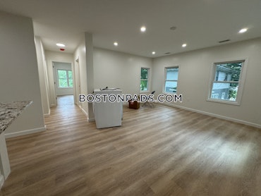 Boston - 3 Beds, 2 Baths