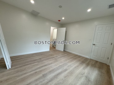 Boston - 3 Beds, 2 Baths