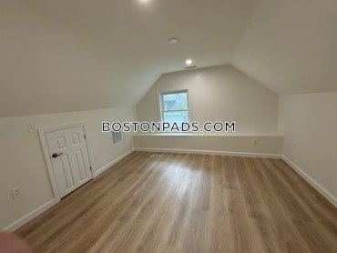 Boston - 3 Beds, 2 Baths