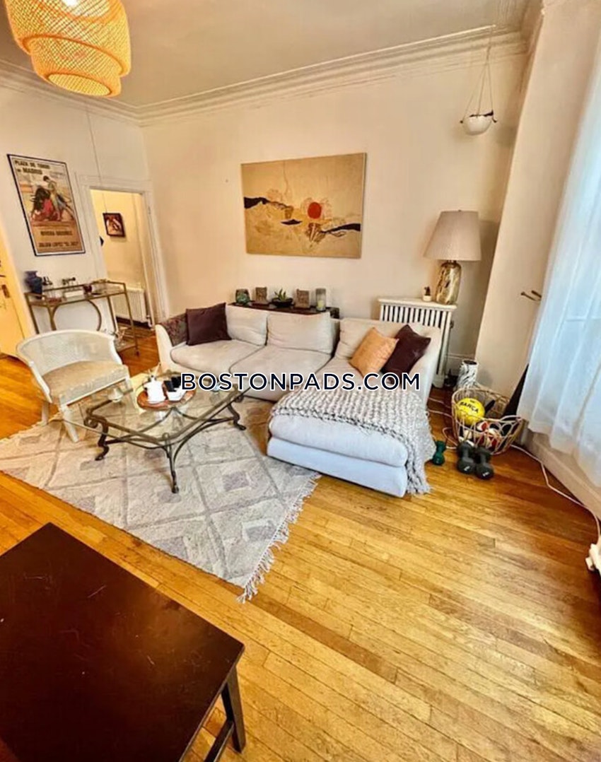 BOSTON - SOUTH END - 2 Beds, 1 Bath - Image 3