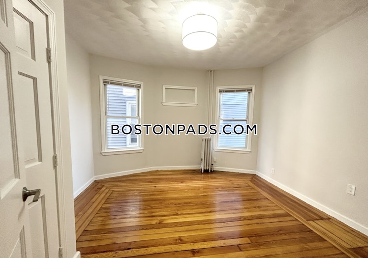 East Cottage St., Boston