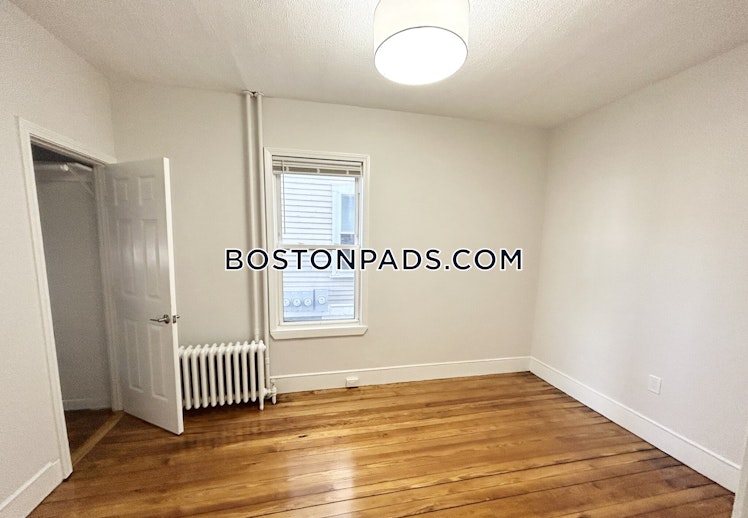 East Cottage St., Boston