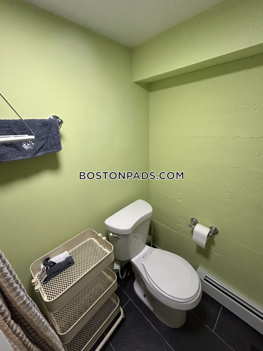 CAMBRIDGE - HARVARD SQUARE - 1 Bed, 1 Bath - Image 30