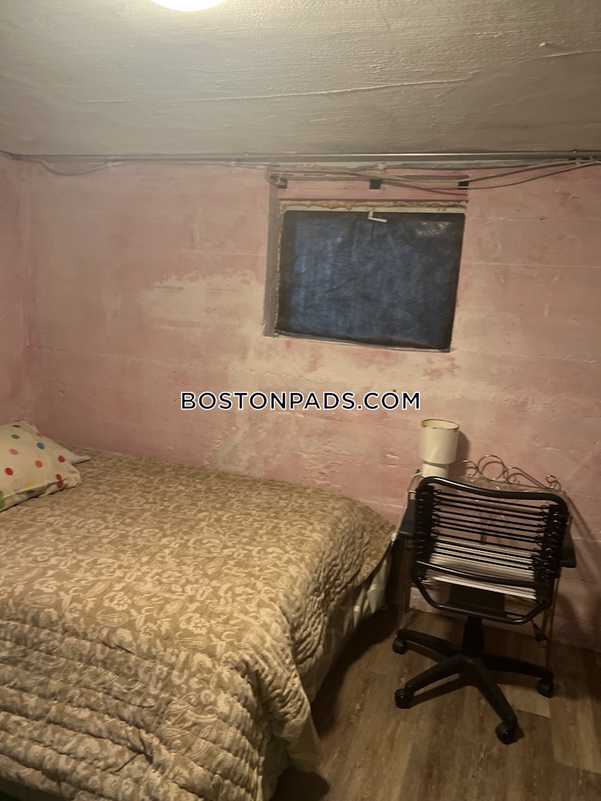 CAMBRIDGE - HARVARD SQUARE - 1 Bed, 1 Bath - Image 18