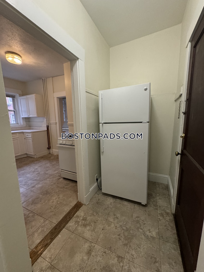 Somerville - $4,250+ /month