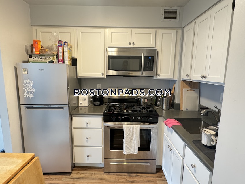 BOSTON - BEACON HILL - 1 Bed, 1 Bath - Image 6