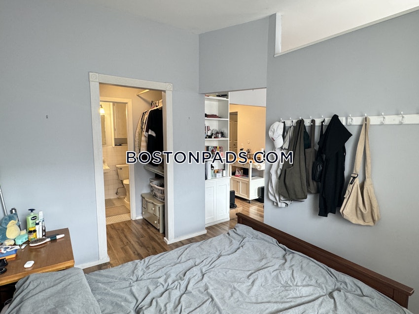 BOSTON - BEACON HILL - 1 Bed, 1 Bath - Image 18