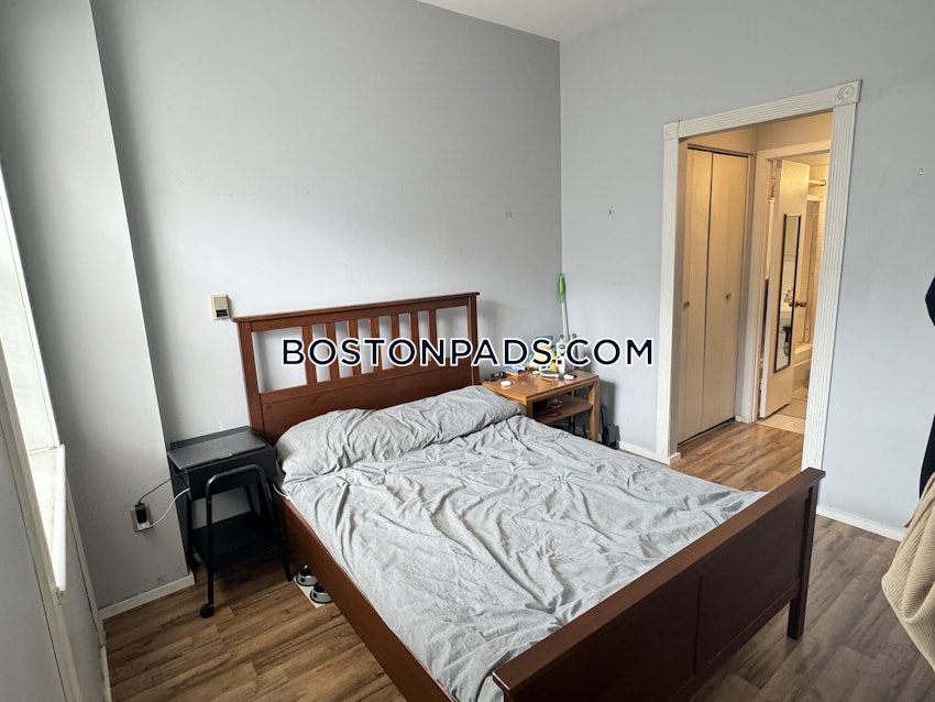 BOSTON - BEACON HILL - 1 Bed, 1 Bath - Image 17