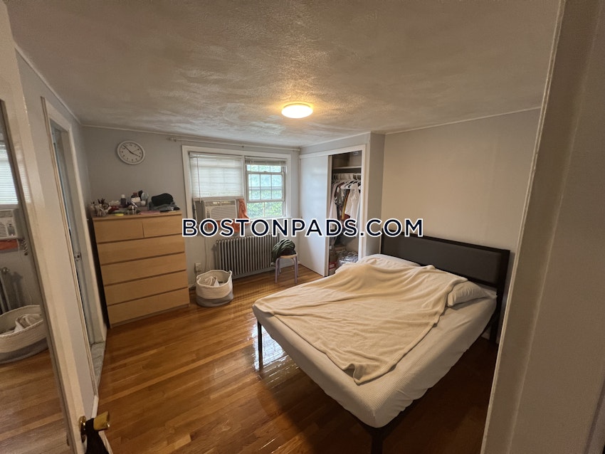 BOSTON - BAY VILLAGE - 1 Bed, 1 Bath - Image 7