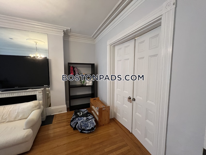 BOSTON - BACK BAY - 1 Bed, 1 Bath - Image 22