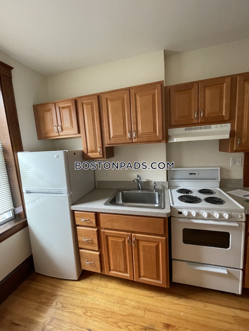 SOMERVILLE - SPRING HILL - 1 Bed, 1 Bath - Image 1