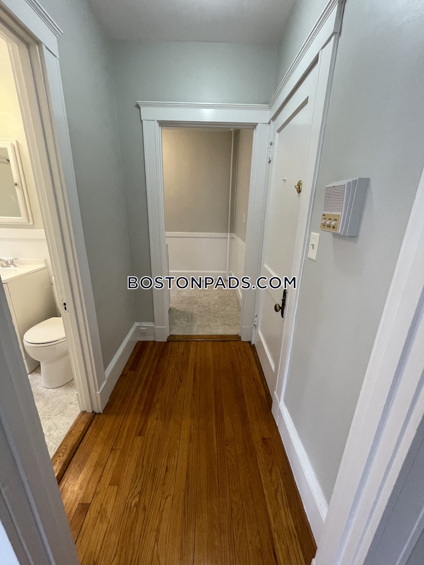 SOMERVILLE - SPRING HILL - 1 Bed, 1 Bath - Image 1