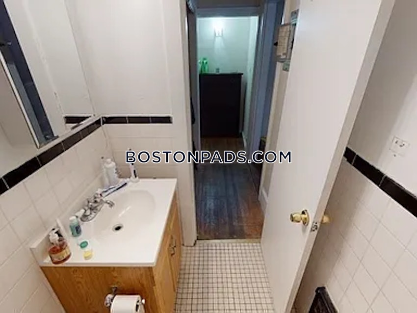 BOSTON - BACK BAY - 1 Bed, 1 Bath - Image 16