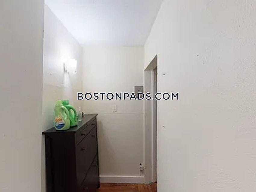 BOSTON - BACK BAY - 1 Bed, 1 Bath - Image 7