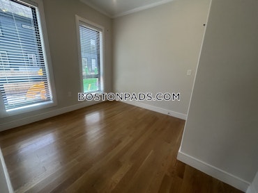 Boston - 5 Beds, 2 Baths