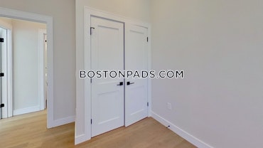 Boston - 2 Beds, 2 Baths