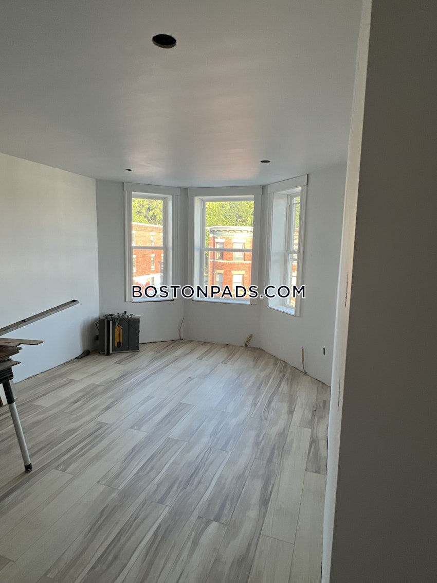 BOSTON - MISSION HILL - 2 Beds, 1 Bath - Image 12