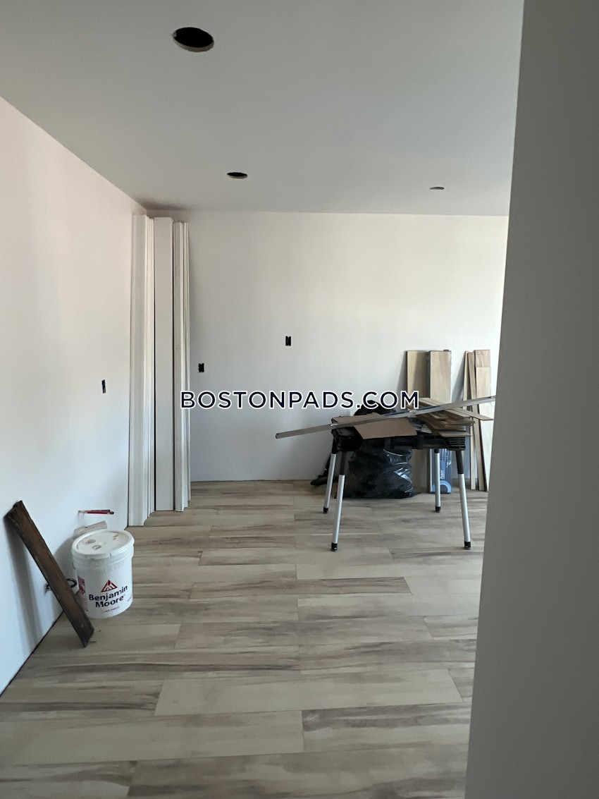 BOSTON - MISSION HILL - 2 Beds, 1 Bath - Image 11