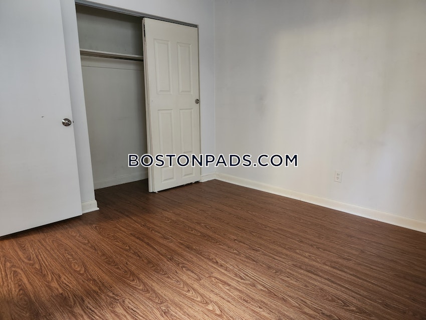 CAMBRIDGE - PORTER SQUARE - 3 Beds, 2 Baths - Image 16