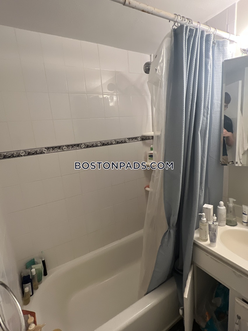 BROOKLINE- COOLIDGE CORNER - 1 Bed, 1 Bath - Image 31