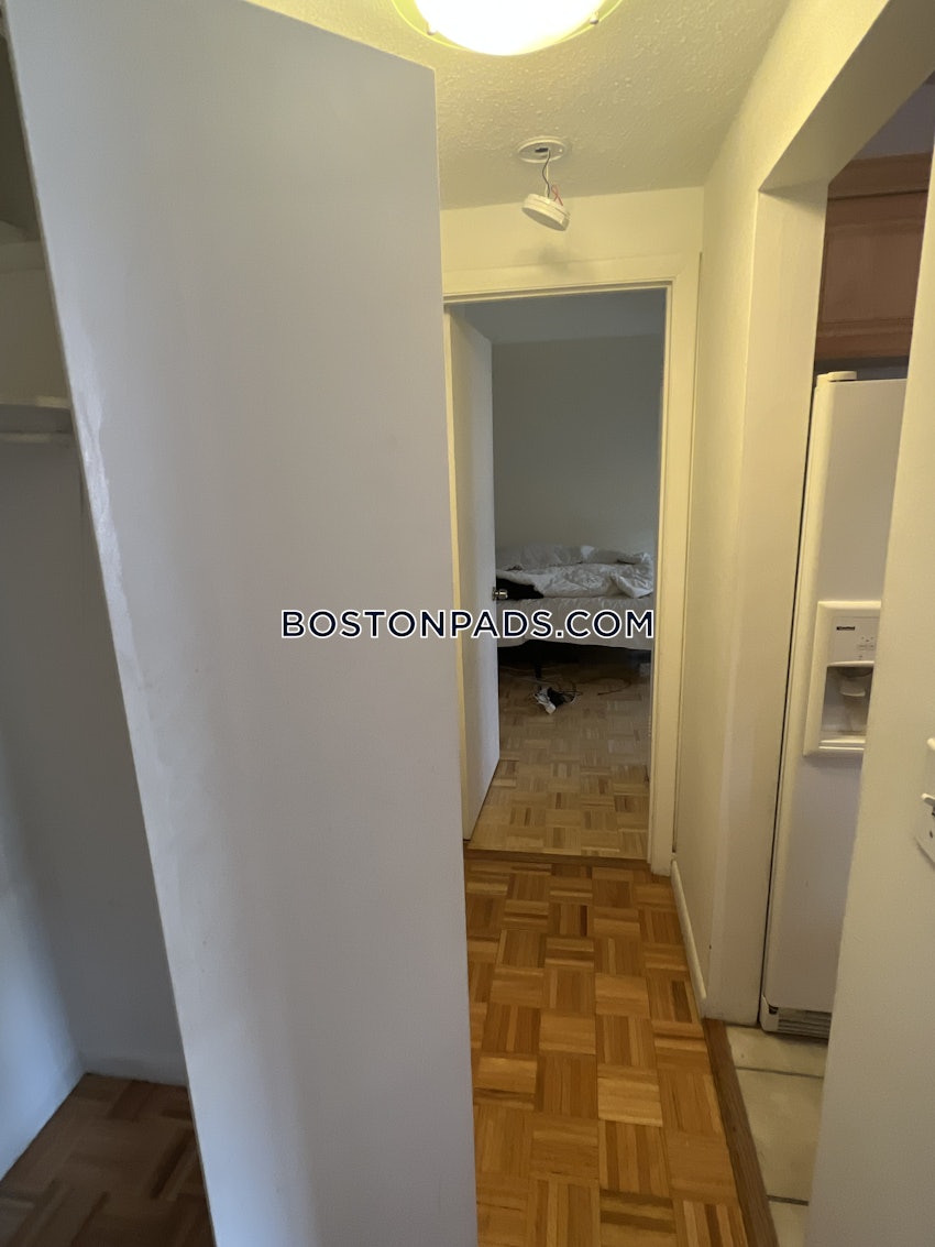 BROOKLINE- COOLIDGE CORNER - 1 Bed, 1 Bath - Image 18