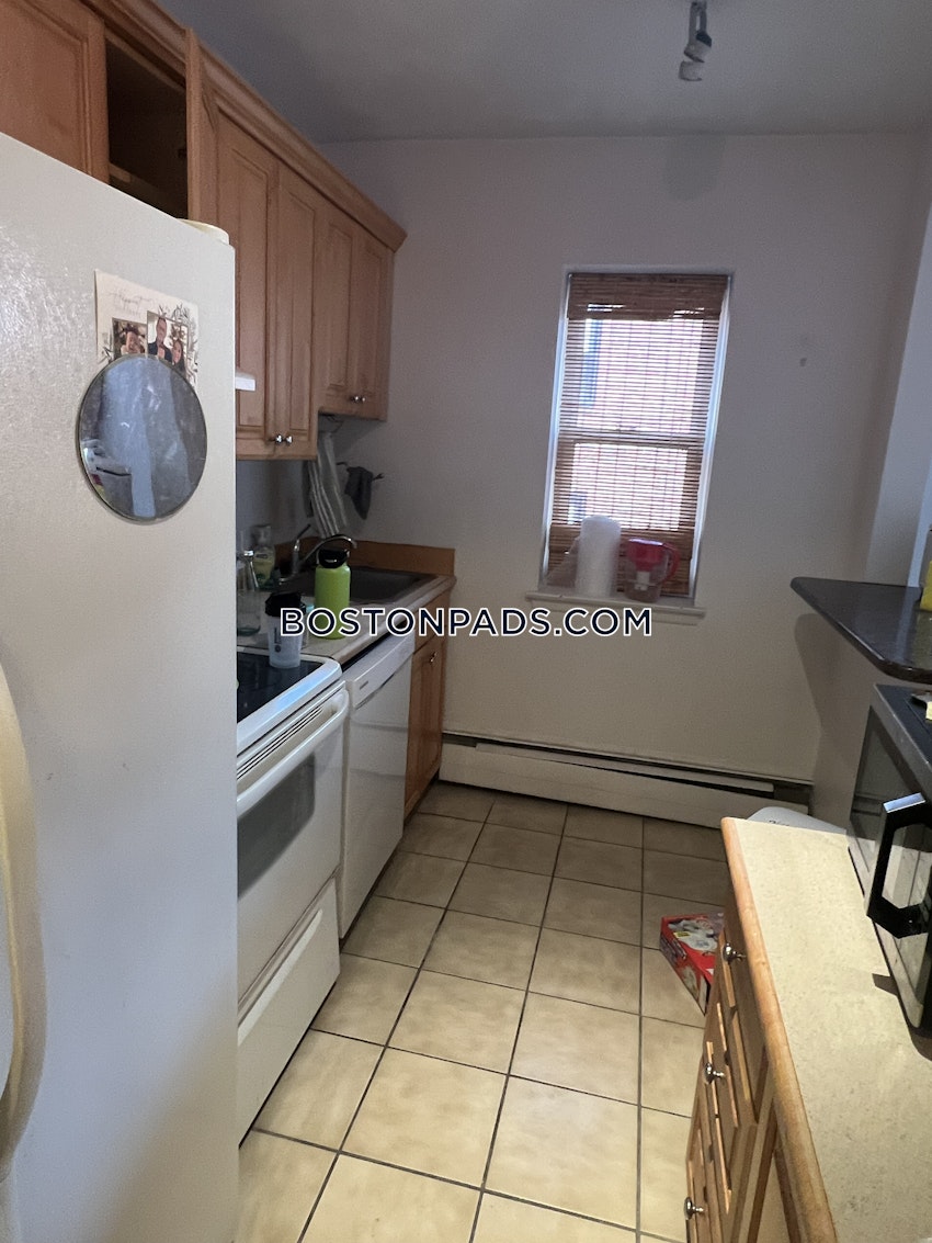 BROOKLINE- COOLIDGE CORNER - 1 Bed, 1 Bath - Image 16